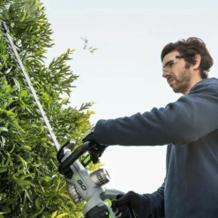 Pack Taille-haies Arbustes Batterie Et Chargeur Inclus Lamier 51cm Ego Ht5100e 8 Pack Taille-haies Arbustes Batterie Et Chargeur Inclus Lamier 51cm Ego Ht5100e -Promos Jardelis Boutique 63503ef32dd056.98037288