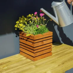 Bac à Fleurs Carré - 4,2 L - Lign Z -Promos Jardelis Boutique 64827640a160d8.73527064