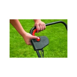 Black & Decker Scarificateur 600w Aerateur-démousseur 30 Litres Black+decker Gd300-qs Moteur à Induction -Promos Jardelis Boutique 648b4e37021d13.76440660